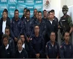 MAM detuvo a policías de Veracruz por vínculos con el narco