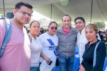 Médicos especialistas para las mujeres y kits para los recién nacidos, ofrece Mario Riestra
