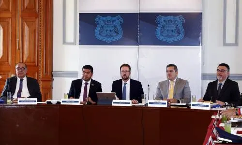 Ayuntamiento refuerza seguridad para ciudadanos y turistas