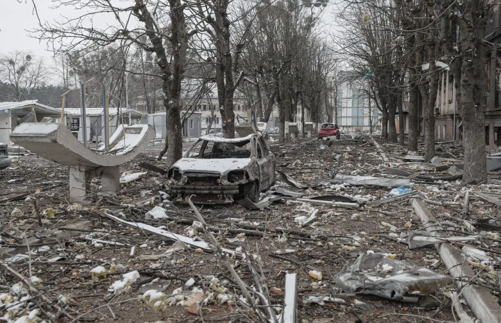 Ataques rusos dejan al menos 10 muertos cerca de Járkov