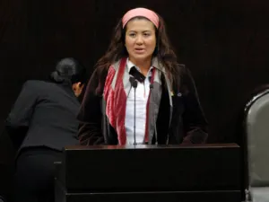 Hija de EEG se entrevista con secretario de Gobernación