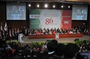 Rinden protesta candidatos poblanos a diputados en CEN PRI