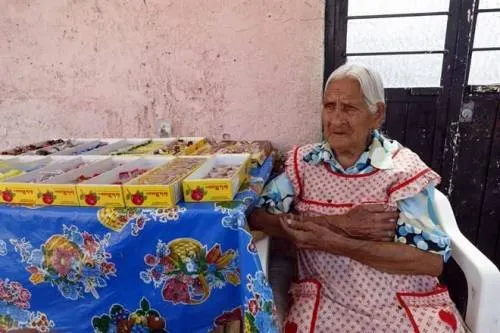 Le suspenden apoyo a una mujer por tener 116 años