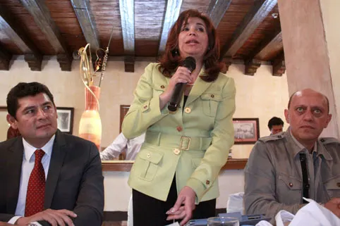 Alcalá Ruiz afirma no necesitar fuero para caminar tranquila