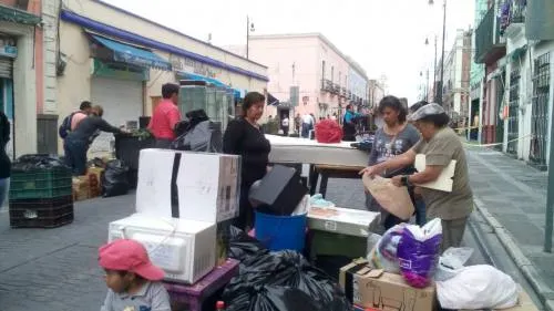 Video: Desalojan a 16 familias de casona en el Centro Histórico