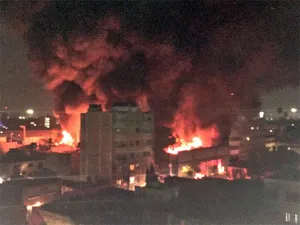 Cohetón provocó incendio en fábrica de sandalias: PGJDF