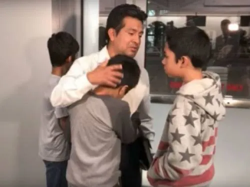 Tras vivir 16 años en EU, mexicano es deportado