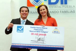 SEDIF recibe donativos por 155 mil pesos para Beca un Niño Indígena