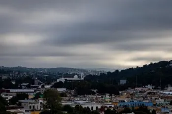 Frente frío 24 traerá fuertes vientos y bajas temperaturas