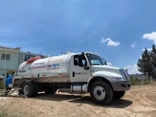 Ayuntamiento de Puebla entrega más de 7 millones de litros de agua en la capital
