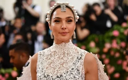 Gal Gadot llevará al cine novela prohibida en Israel