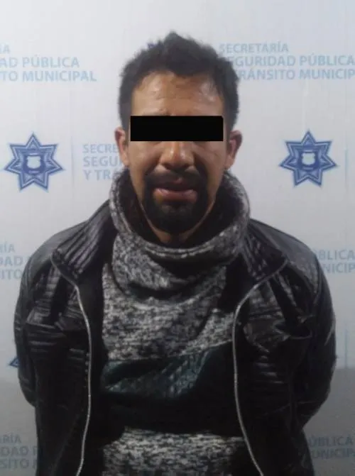 Recupera Policía Municipal de Puebla vehículo robado; hay un detenido