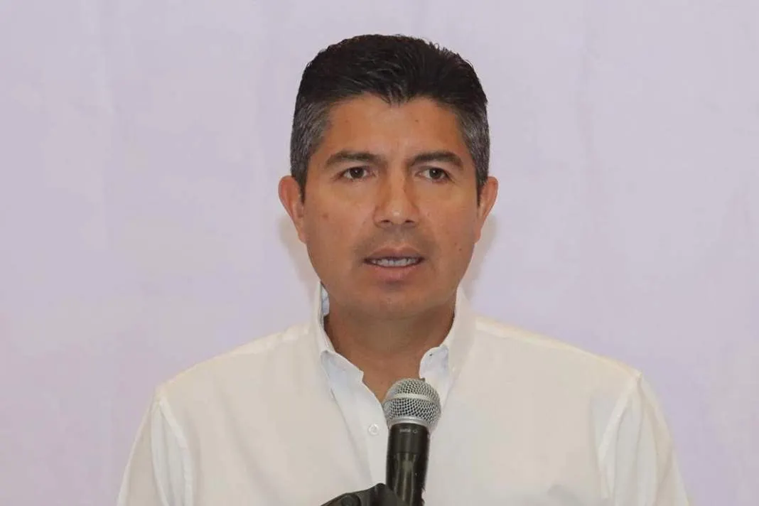 Sostiene Rivera que le favorece la disidencia de la 4T en 56 municipios