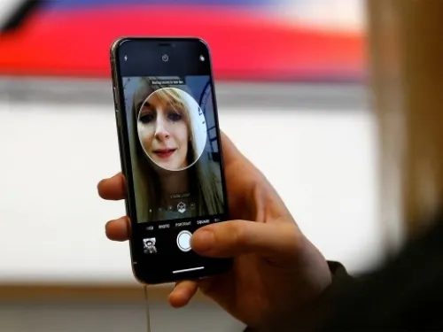 Apple en problemas; al parecer Siri te escucha y graba
