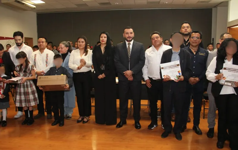 participantes de concurso de video contra trabajo infantil