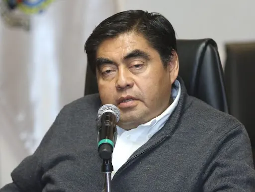Pide Barbosa sensibilidad al Congreso sobre juntas auxiliares