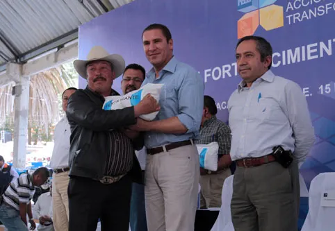 Refrenda RMV su compromiso con el desarrollo del campo poblano