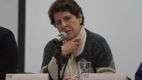 Desaparecer INEE es un ‘atentado contra los órganos autónomos’: consejera