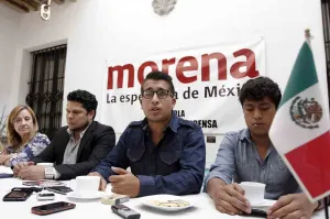 Puebla aporta 42,500 firmas para consulta contra reforma energética