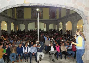Jesús Giles y Martha Erika Alonso se reúnen con 700 militantes del PAN