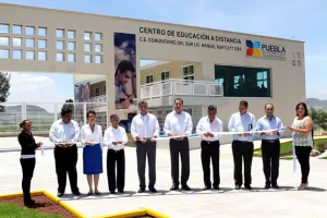 RMV y Gali Fayad inauguran tercer Centro de Educación a Distancia en la capital