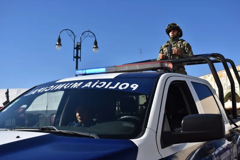 Tonantzin Fernández encabeza banderazo del Operativo “Buen Fin 2025” en San Pedro Cholula