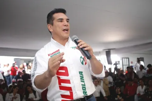 Dan derecho a los priistas de votar, pero no les dicen dónde pueden hacerlo