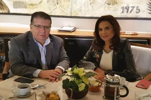 Se reúnen Blanca y Doger; llaman a la unidad en el PRI