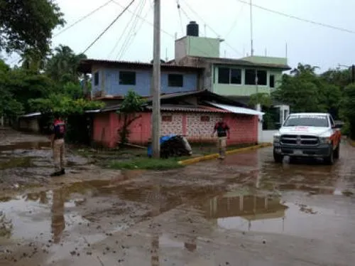Reportan 300 casas inundadas por lluvias de ‘Max’ en Guerrero