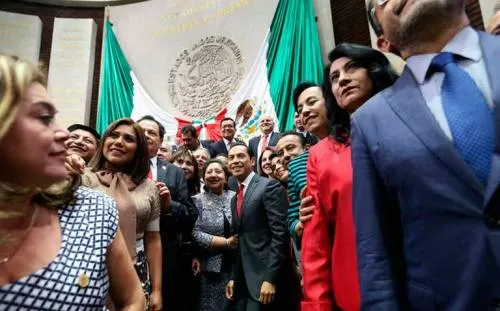 Diputados salientes podrían recibir hasta 900 mil pesos por fondo de ahorro