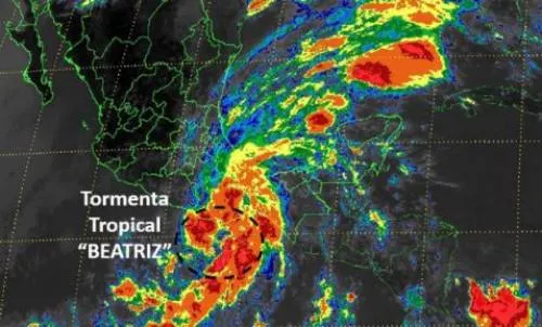 Beatriz ya es tormenta tropical en costas de Oaxaca