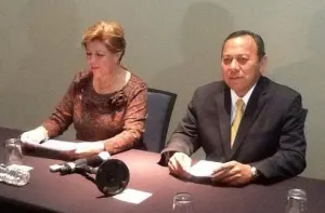 PRD y PAN unen fuerzas contra leyes secundarias de Peña Nieto