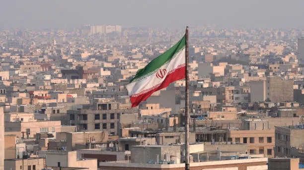 Irán