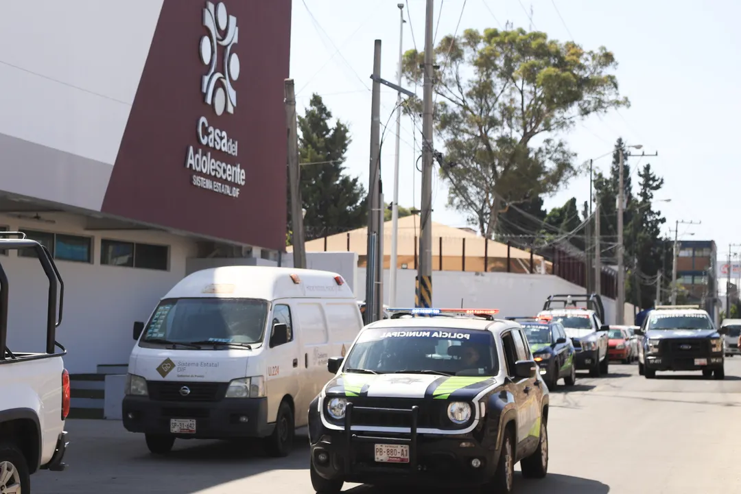 Se fugan dos menores de ‘Casa del Adolescente’ en Puebla, hicieron un boquete