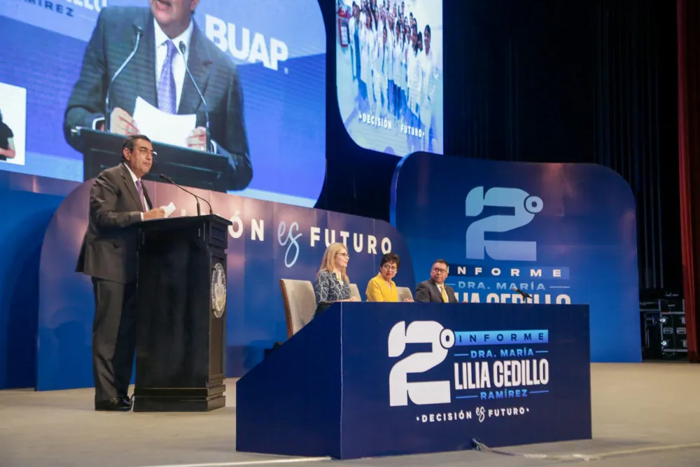 Lilia Informe