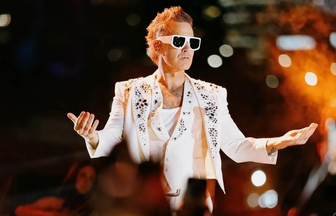 Robbie Williams recibe el Año Nuevo 2025 en Australia con show espectacular