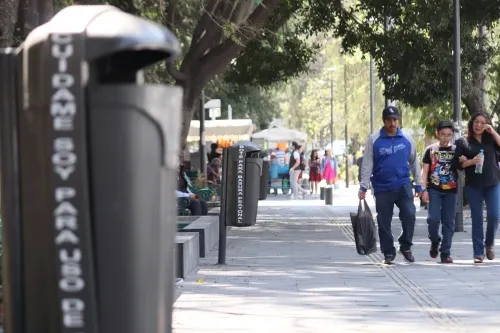 Continúa la venta de droga, robo, prostitución y ambulantes en el Paseo Bravo