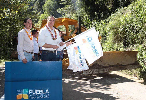 Más infraestructura carretera para la Sierra Norte