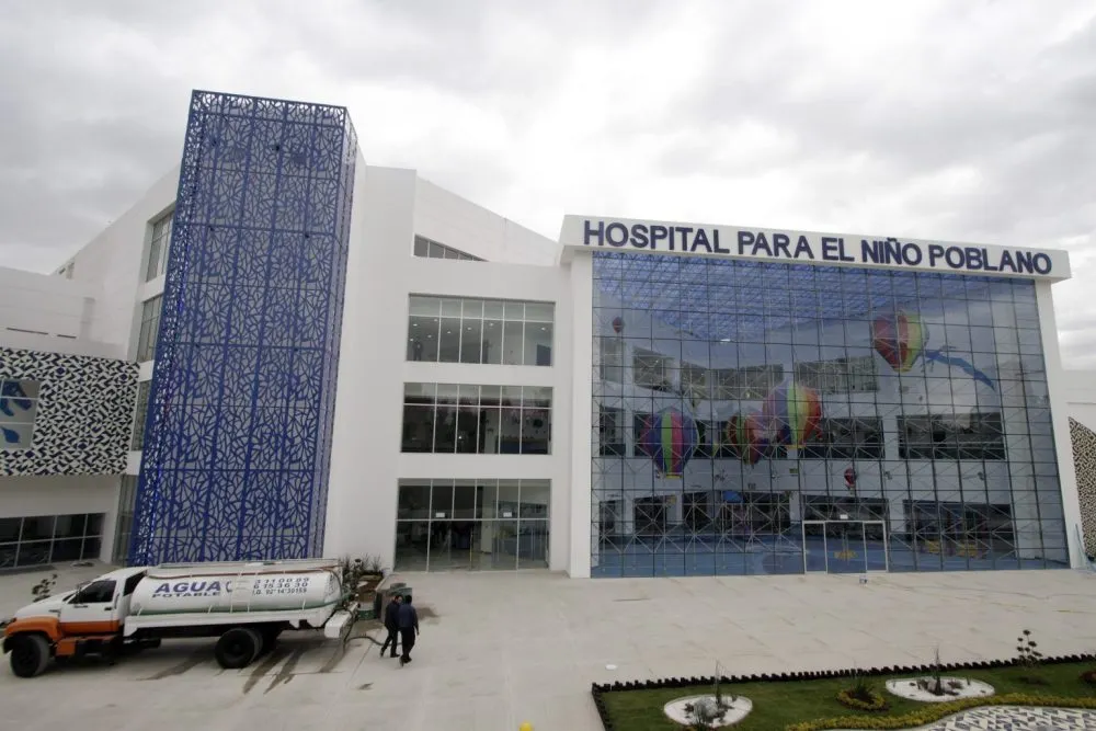 Con entrega de juguetes, SEDIF genera sonrisas en niñas y niños del HNP