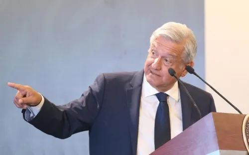 López Obrador acude a gira de trabajo por Nayarit y Jalisco