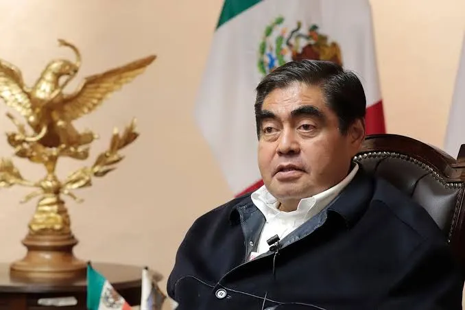 Puebla decidirá cuándo dejará de usarse el cubrebocas: Barbosa