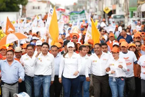 con mega caminata ciudadanos de huejotzingo respaldan a martha erika alonso