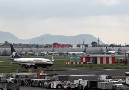 La mexicana GAP obtiene concesión para operar aeropuerto en Jamaica