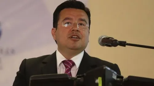 Zaldívar y Alcántara van por la dirigencia del PAN en la capital