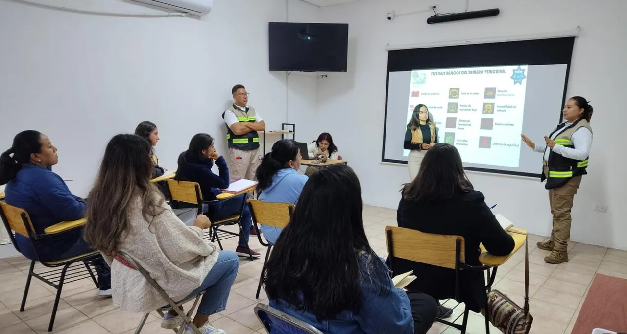Sp Cholula Curso Conduccion Mujeres