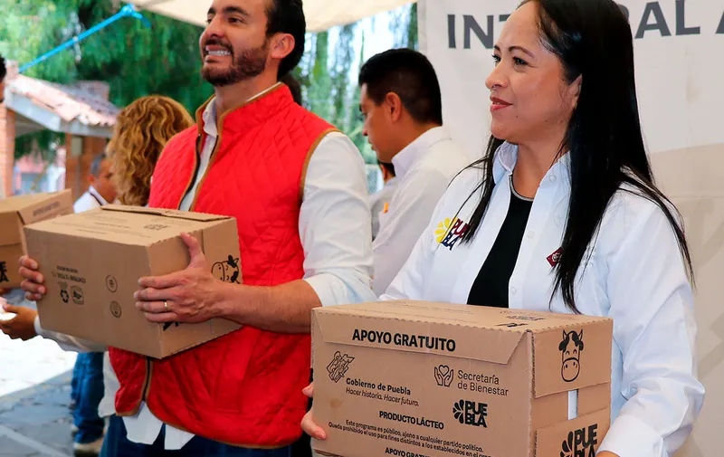 bienestar-entrega-producto-lacteo-puebla