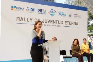Presiden SEDIF y Consejo Ciudadano Rally de Juventud Eterna