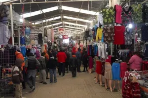 Tropieza ajuste en el tianguis de San Martín