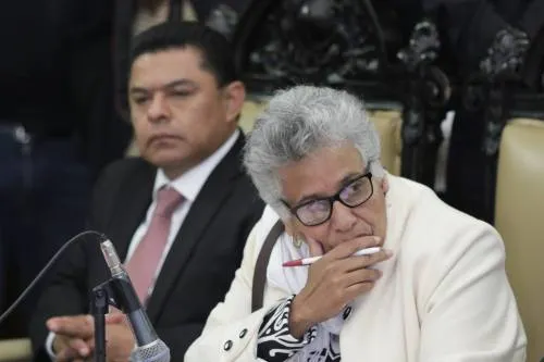 Falta de principios y ruin aludir enfermedad de Barbosa: Rosa Márquez