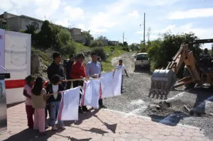 Néstor Camarillo arranca rehabilitación de red de agua potable para Enríquez